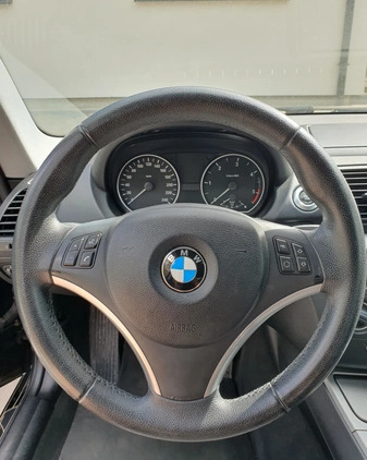 BMW Seria 1 cena 21000 przebieg: 242366, rok produkcji 2009 z Łódź małe 154